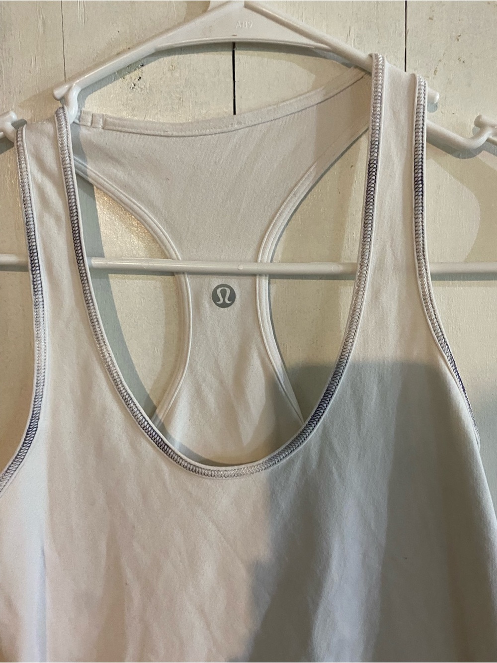 Lululemon Women's Size 6 Workout Lot | 5 Tops + Size 8 Leggings | 6 Pieces" - Picture 11 of 16